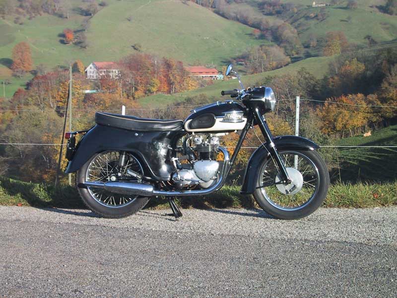 triumph_T100A_1960_04